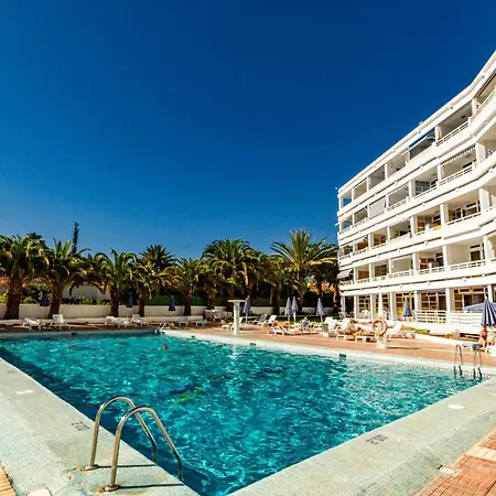 Apartment Pool View