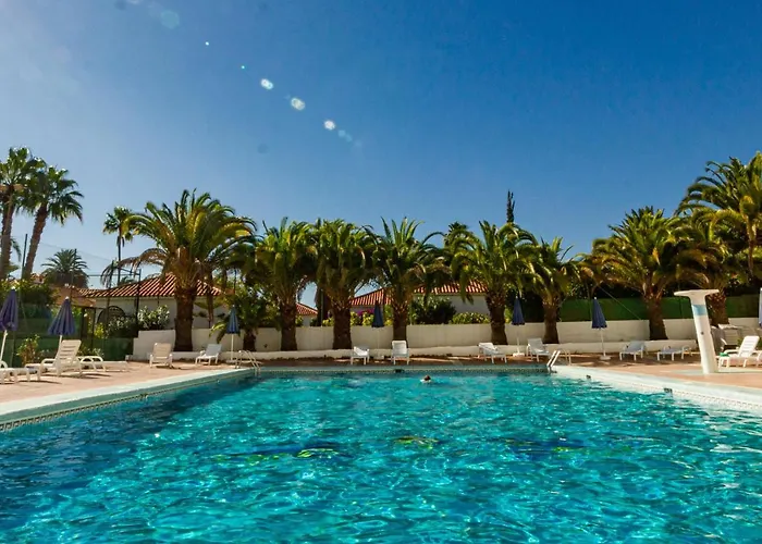Pool View Apartment Playa del Inglés